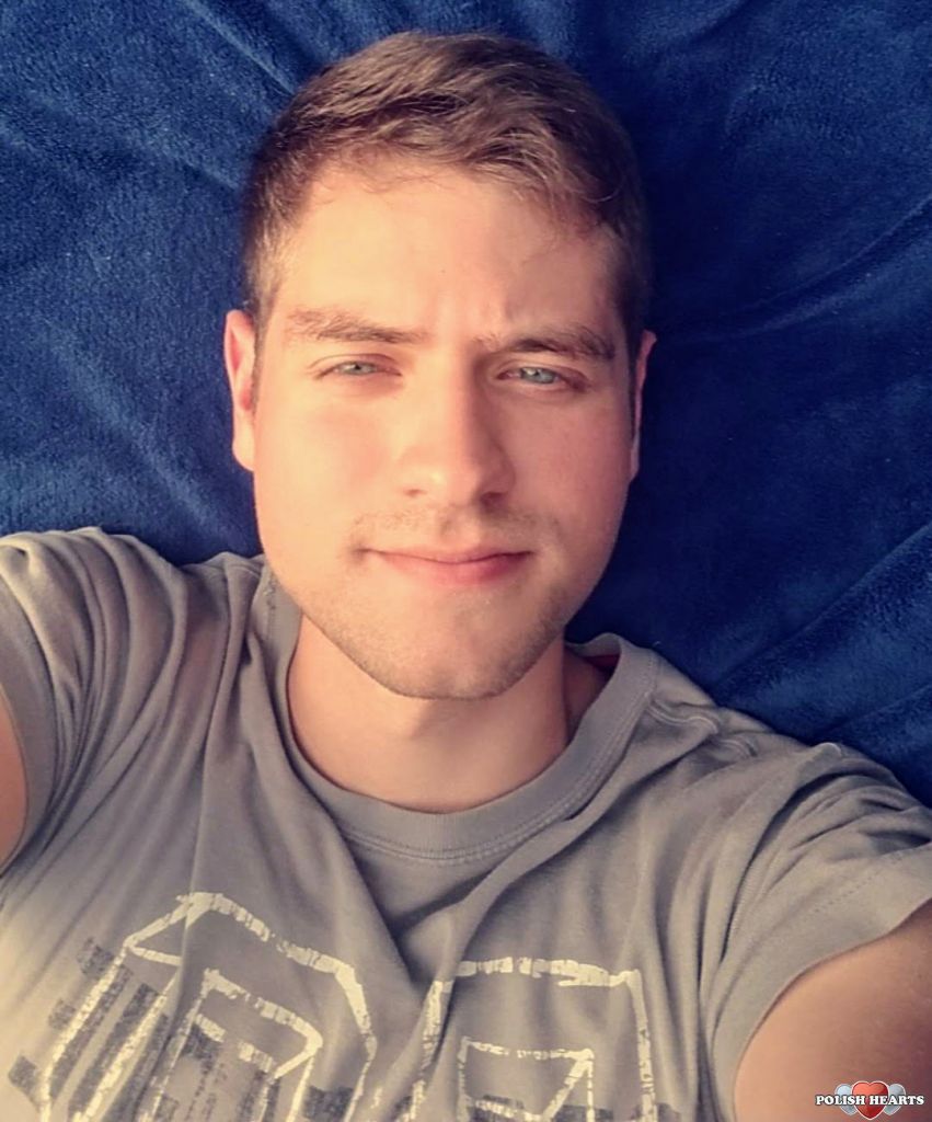 Handsome Polish man: user: OceanDan, 28 years old